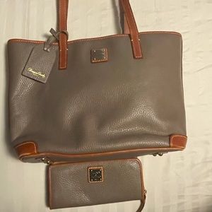 Dooney & burke charleston tote